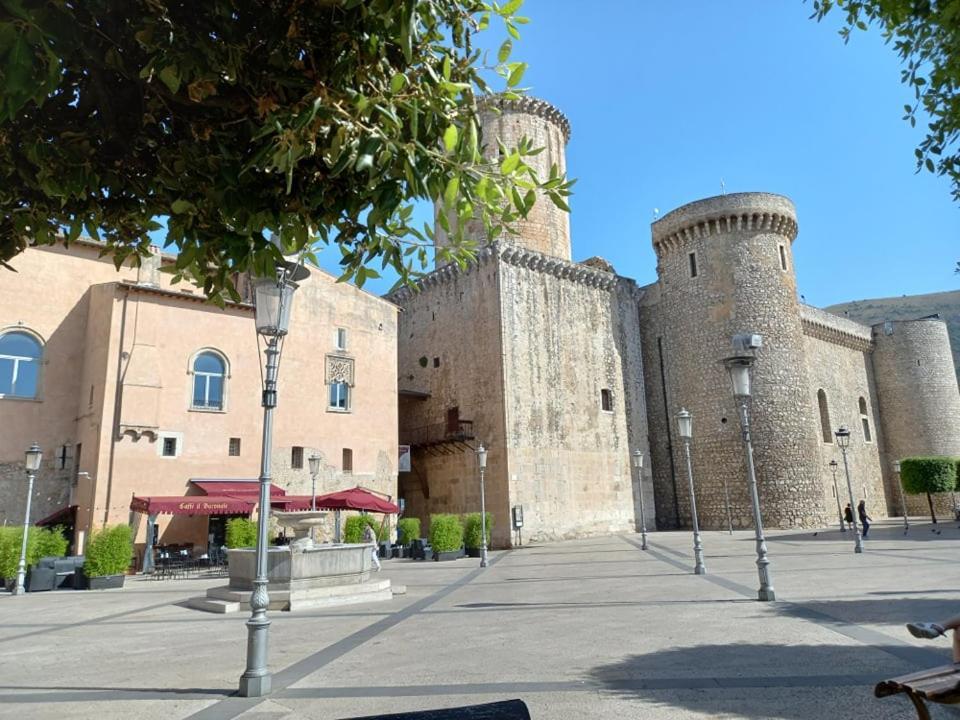 Alloggio Turistico Drusilla Фонди Экстерьер фото